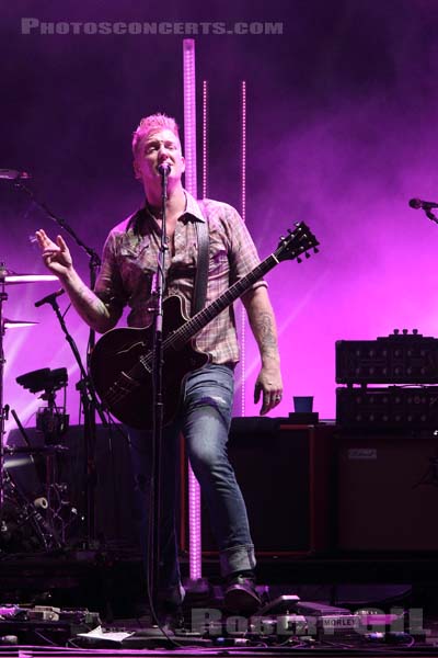 QUEENS OF THE STONE AGE - 2018-07-07 - BELFORT - Presqu'ile de Malsaucy - Grande Scene - Joshua Michael Homme III